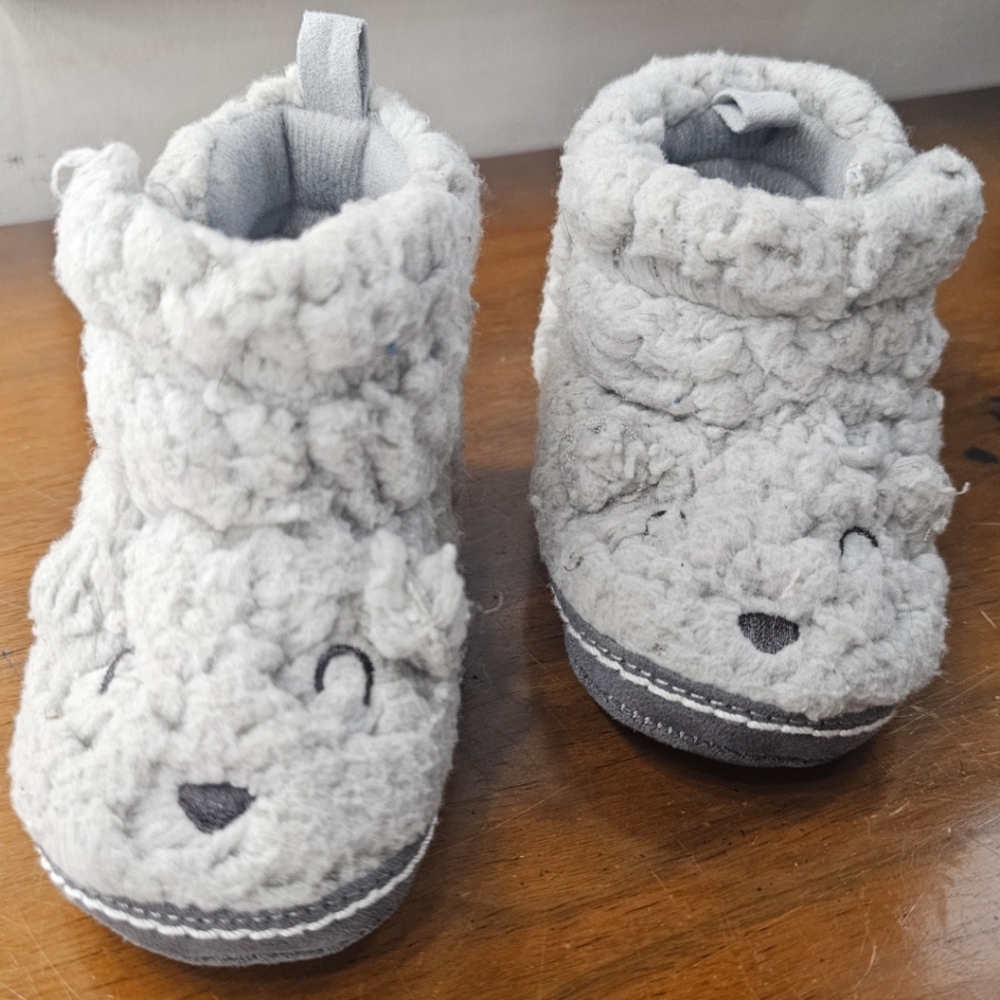 Target Fuzzy Bear Boots - Gray - 0-6M
